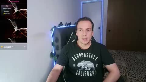 Cerso online show from January 12, 2026, 1:22 am