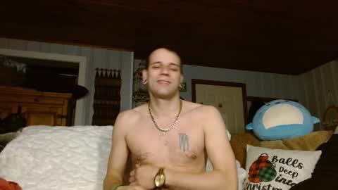 Snapshot of cguffey2284 chatting on December 28, 2024, 2:54 am cguffey2284 online show from December 28, 2024, 2:54 am