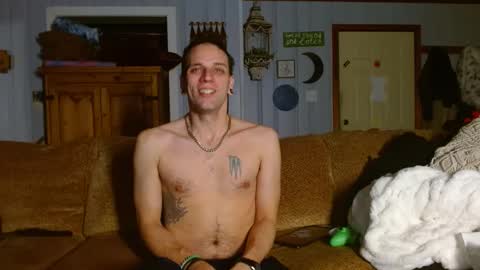 Snapshot of cguffey2284 chatting on January 4, 2025, 8:28 am cguffey2284 online show from January 4, 2025, 8:28 am