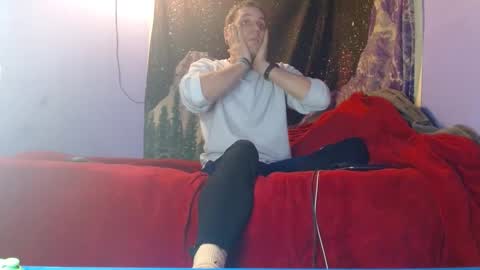 Snapshot of cguffey2284 chatting on January 5, 2025, 10:40 pm cguffey2284 online show from January 5, 2025, 10:40 pm