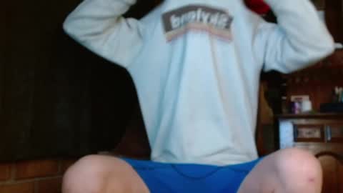 Snapshot of cguffey2284 chatting on March 3, 2025, 1:10 am cguffey2284 online show from March 3, 2025, 1:10 am