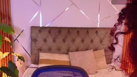 CHAARLOTTEE online show from March 18, 2026, 8:45 pm