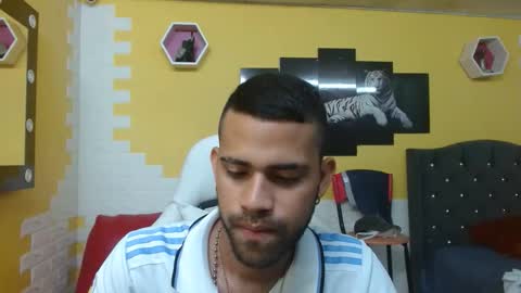 chacorta_ online show from May 15, 2026, 1:01 am