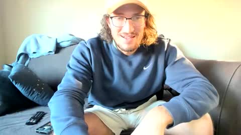 Lydong online show from February 28, 2026, 12:11 am