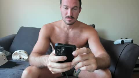 Snapshot of chadpowerz chatting on July 20, 2026, 4:42 pm Lydong online show from July 20, 2026, 4:42 pm