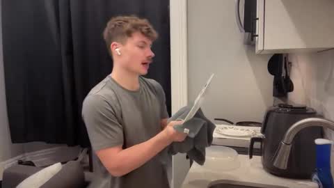 ChadTitan online show from November 23, 2025, 1:27 am