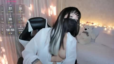 Chichi online show from October 7, 2025, 4:31 am