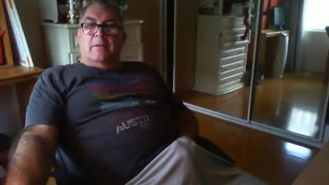 Chalky online show from September 12, 2025, 5:18 am