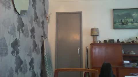 Snapshot of champers37 chatting on January 10, 2025, 1:20 pm Champers online show from January 10, 2025, 1:20 pm