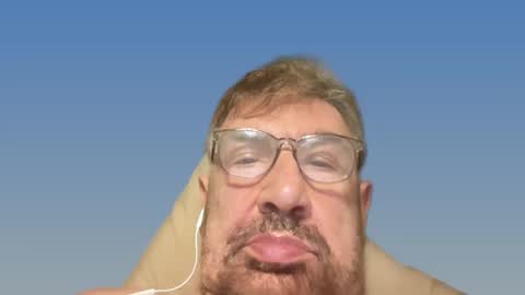 Snapshot of champsex305610 chatting on March 4, 2025, 6:50 pm champsex305610 online show from March 4, 2025, 6:50 pm