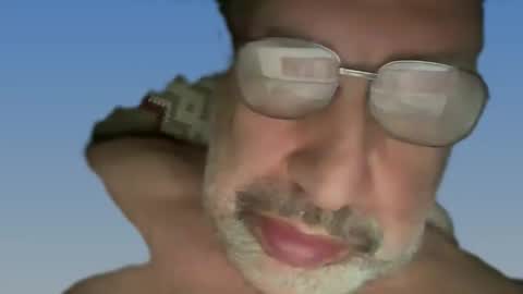 Snapshot of champsex305610 chatting on October 13, 2025, 12:21 am champsex305610 online show from October 13, 2025, 12:21 am