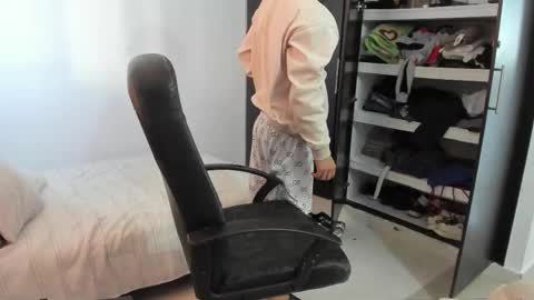 Snapshot of chandler_kenji chatting on September 9, 2025, 11:54 am Kenji online show from September 9, 2025, 11:54 am