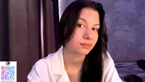 Amelia online show from October 2, 2025, 6:42 am