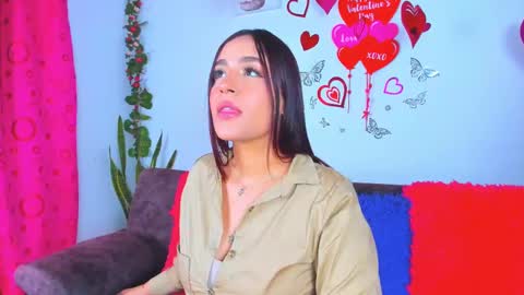 Snapshot of chanel_parker chatting on March 3, 2025, 5:09 am  Chanel Parker  online show from March 3, 2025, 5:09 am