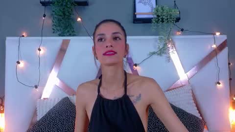 C H A N E L online show from November 22, 2025, 3:49 am