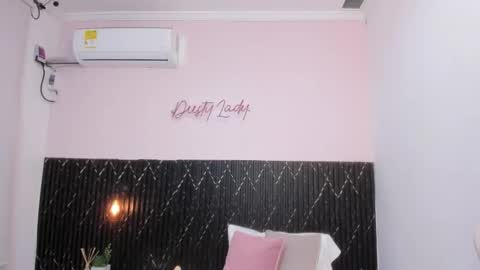 Chanel online show from February 7, 2026, 12:09 pm