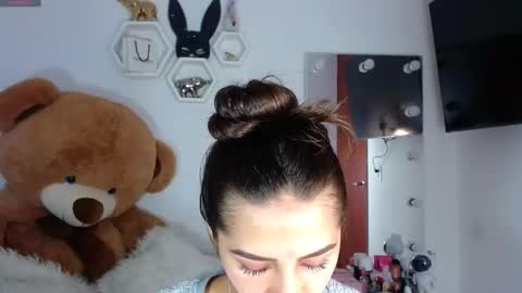 Isabella online show from December 16, 2024, 9:20 pm