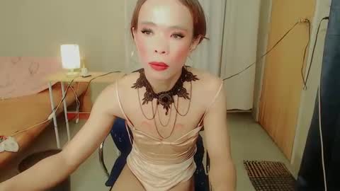 Snapshot of chantal_fuck chatting on March 10, 2025, 1:32 pm chantal_fuck online show from March 10, 2025, 1:32 pm