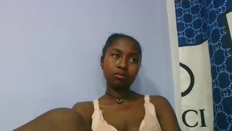 Snapshot of chantale483461 chatting on March 5, 2026, 6:42 am chantale483461 online show from March 5, 2026, 6:42 am