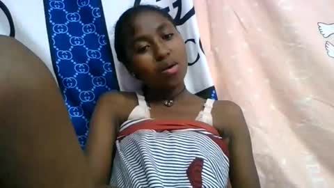 Snapshot of chantale483461 chatting on March 14, 2026, 7:19 pm chantale483461 online show from March 14, 2026, 7:19 pm