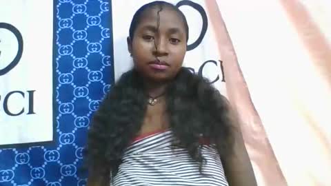 Snapshot of chantale483461 chatting on March 16, 2026, 5:44 am chantale483461 online show from March 16, 2026, 5:44 am