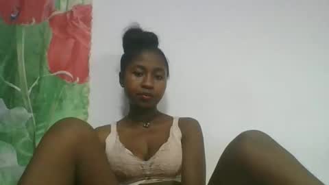 Snapshot of chantale483461 chatting on March 28, 2026, 2:55 am chantale483461 online show from March 28, 2026, 2:55 am