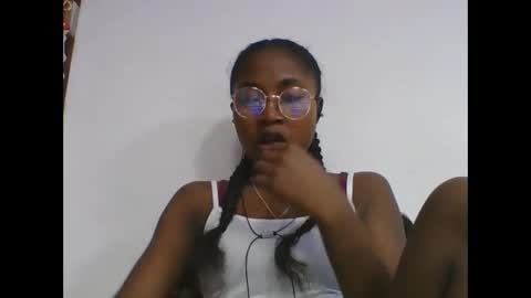 chantale483461 online show from May 12, 2026, 6:10 am