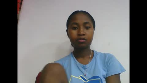 chantale483461 online show from May 17, 2026, 5:05 am