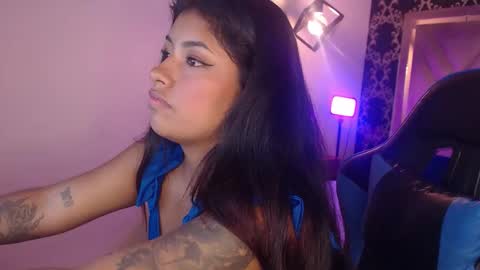  chantalpetit  online show from May 14, 2026, 5:31 pm
