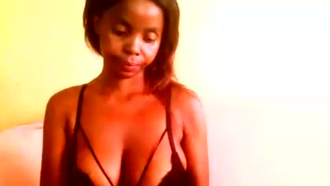 Snapshot of chante665 chatting on January 11, 2025, 8:22 am chante665 online show from January 11, 2025, 8:22 am