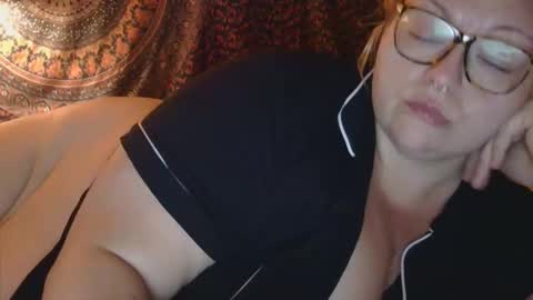 Snapshot of chanteldeserea chatting on March 23, 2026, 2:59 am chanteldeserea online show from March 23, 2026, 2:59 am
