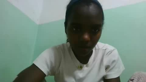 chanteuse655720 online show from June 9, 2026, 7:36 pm