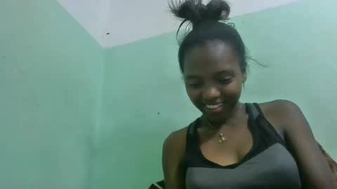 chanteuse655720 online show from June 17, 2026, 7:04 pm