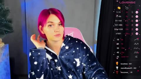 Snapshot of chaoka_ chatting on December 5, 2024, 7:27 am Suzanna Snow online show from December 5, 2024, 7:27 am
