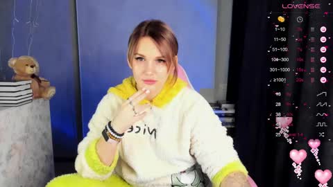 Snapshot of chaoka_ chatting on February 25, 2025, 4:03 am Suzanna Snow online show from February 25, 2025, 4:03 am