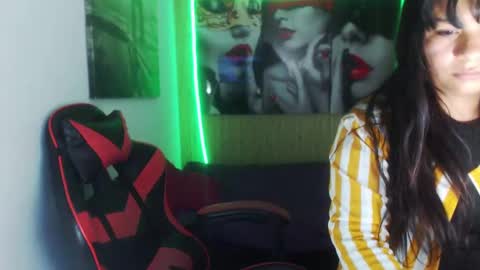 charis 2 online show from September 14, 2025, 4:55 am