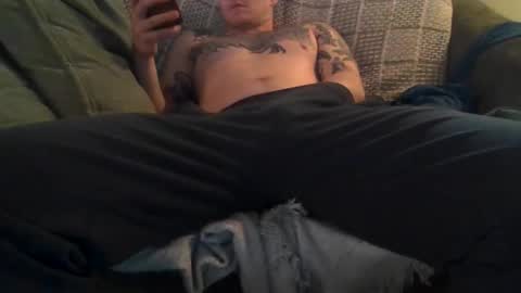 charlemagnesweatpants online show from April 2, 2026, 4:15 pm