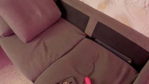 Snapshot of charlie_eusse chatting on December 20, 2024, 5:14 am charlie eusse online show from December 20, 2024, 5:14 am