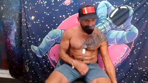 Snapshot of charlieprospect chatting on November 10, 2025, 2:32 am Charlie Prospect online show from November 10, 2025, 2:32 am