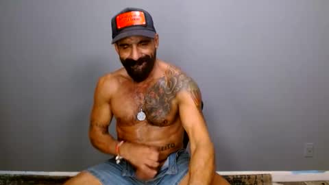 Snapshot of charlieprospect chatting on November 25, 2025, 3:50 am Charlie Prospect online show from November 25, 2025, 3:50 am