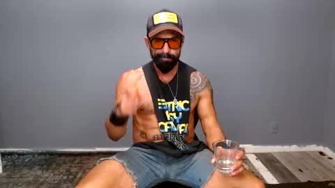 Snapshot of charlieprospect chatting on December 21, 2025, 3:35 am Charlie Prospect online show from December 21, 2025, 3:35 am