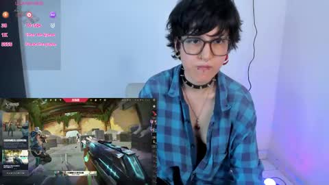 Snapshot of charlietaylorr__ chatting on May 5, 2026, 4:48 pm Charlie online show from May 5, 2026, 4:48 pm