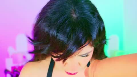 Charloott Evans online show from November 15, 2025, 4:21 am