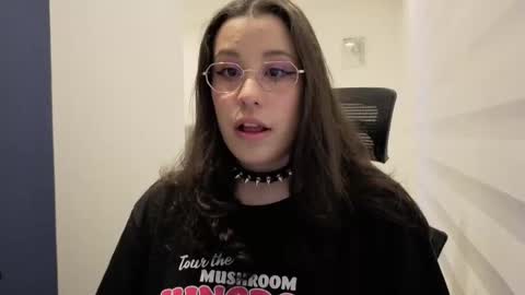 You honey online show from September 18, 2025, 11:23 am