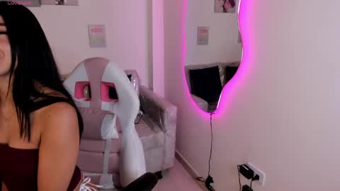 Snapshot of charlote_cowell_sub_ chatting on April 30, 2026, 4:46 pm online show from April 30, 2026, 4:46 pm