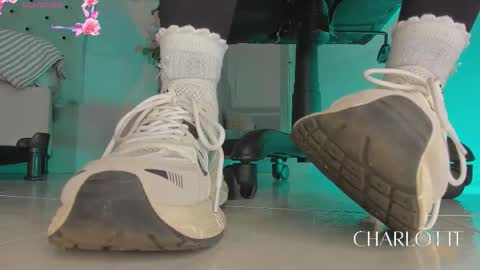 charlotte  grey online show from February 17, 2026, 8:15 pm