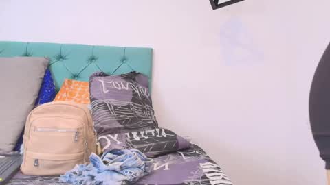 Charlotte and Zac online show from March 2, 2025, 7:34 pm