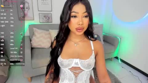 Charlotte online show from December 14, 2024, 6:20 pm