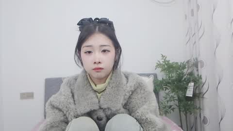 Snapshot of charlottelin chatting on January 15, 2025, 6:51 pm Charlotte online show from January 15, 2025, 6:51 pm