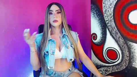 charlotte villorina online show from September 11, 2025, 2:22 am